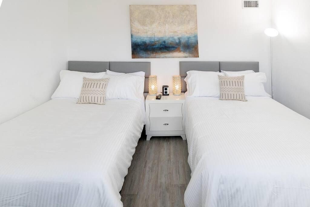 Stunning & Spacious Resort-Style Condo Across From Beach! Miami Beach Exterior photo